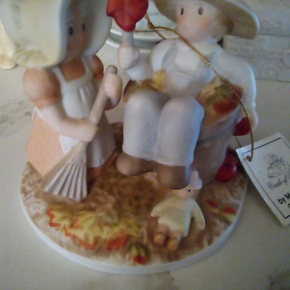 Home Interiors Circle of Friends Figurines and Platter
